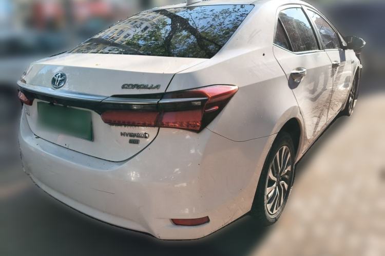 Used Toyota Corolla 2017 Revised Dual-Engine 1.8L E-CVT Leading Edition Rear Right 45 Deg