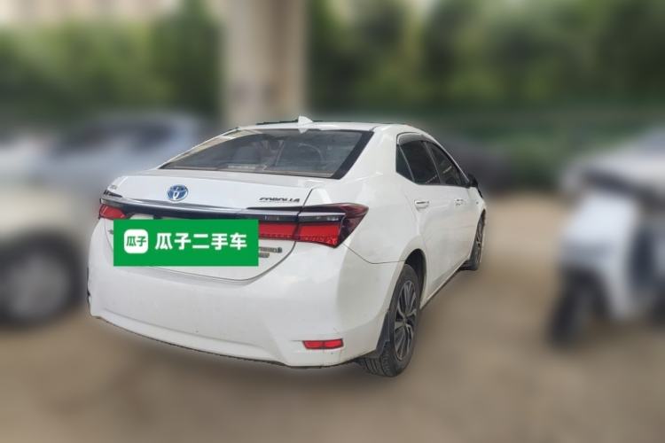 Used Toyota Corolla 2017 Revised Dual-Engine 1.8L E-CVT Leading Edition Rear Right 45 Deg