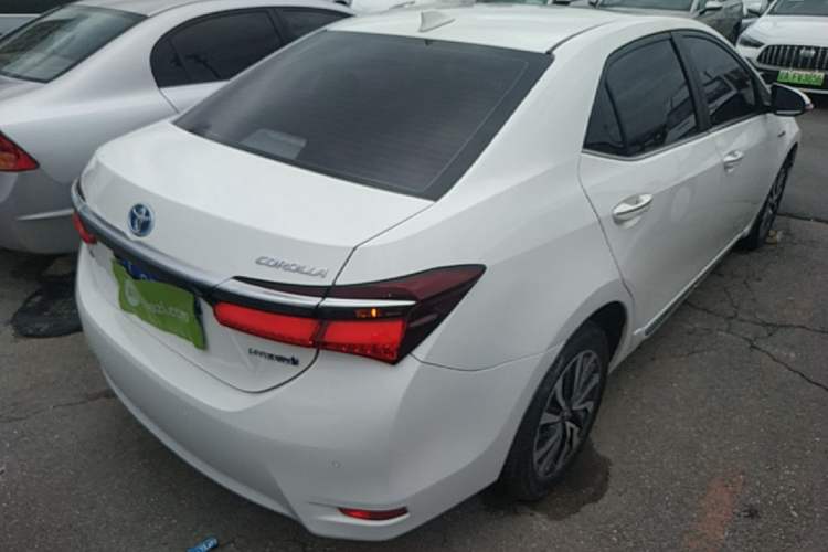 Used Toyota Corolla 2017 Revised Dual-Engine 1.8L E-CVT Elite Edition Rear Right 45 Deg