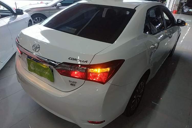 Used Toyota Corolla 2017 Revised Version 1.2T Manual GL-i Rear Right 45 Deg