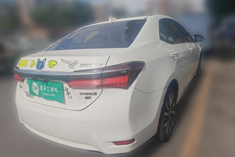 Used Toyota Corolla 2017 Revised Dual-Engine 1.8L E-CVT Leading Edition Rear Right 45 Deg