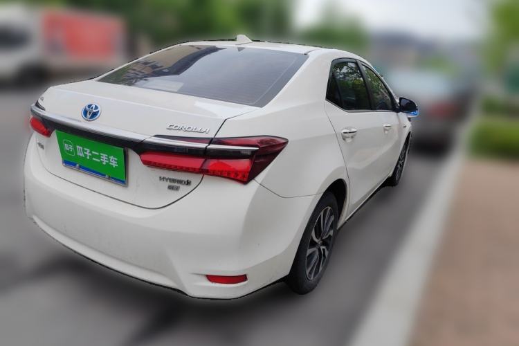 Used Toyota Corolla 2017 Revised Dual-Engine 1.8L E-CVT Leading Edition Rear Right 45 Deg