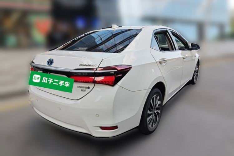 Used Toyota Corolla 2017 Revised Dual-Engine 1.8L E-CVT Leading Edition Rear Right 45 Deg