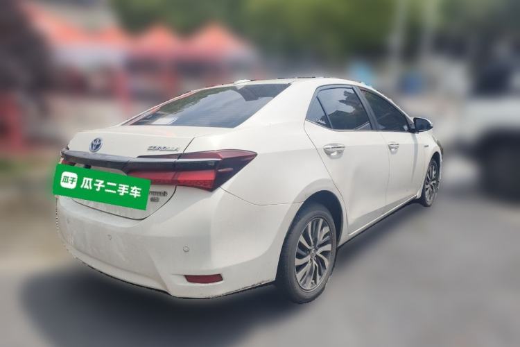 Used Toyota Corolla 2017 Revised Dual-Engine 1.8L E-CVT Leading Edition Rear Right 45 Deg