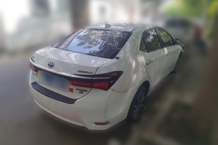 Used Toyota Corolla 2017 Revised Dual-Engine 1.8L E-CVT Leading Edition Rear Right 45 Deg