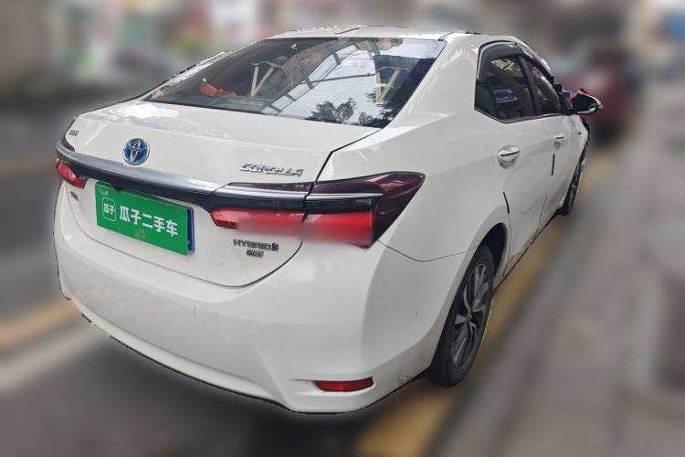 Used Toyota Corolla 2017 Revised Dual-Engine 1.8L E-CVT Leading Edition Rear Right 45 Deg