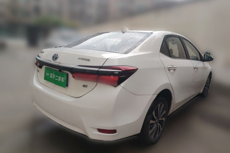 Used Toyota Corolla 2017 Revised Dual-Engine 1.8L E-CVT Leading Edition Rear Right 45 Deg