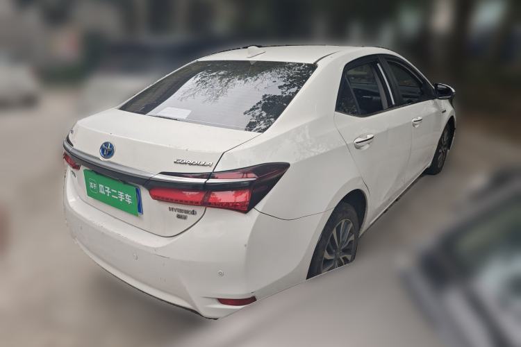 Used Toyota Corolla 2017 Revised Dual-Engine 1.8L E-CVT Leading Edition Rear Right 45 Deg