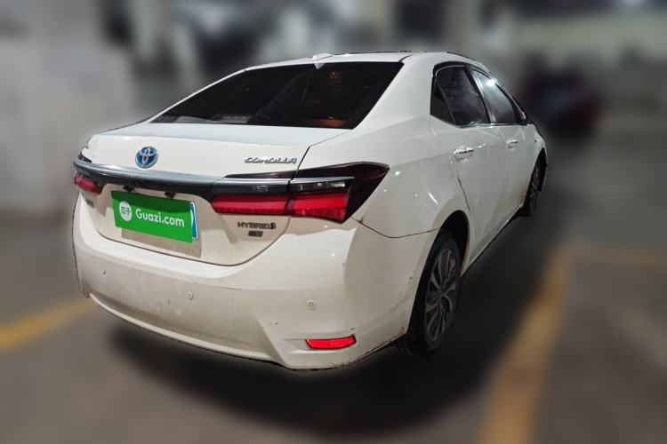 Used Toyota Corolla 2017 Revised Dual-Engine 1.8L E-CVT Leading Edition Rear Right 45 Deg
