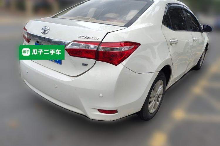 Used Toyota Corolla 2017 1.6L CVT GL Rear Right 45 Deg