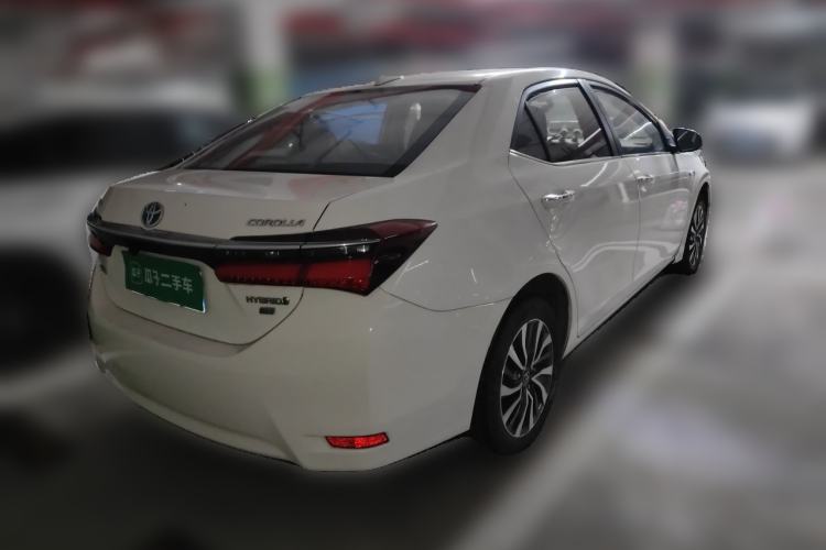 Used Toyota Corolla 2017 Revised Dual-Engine 1.8L E-CVT Leading Edition Rear Right 45 Deg