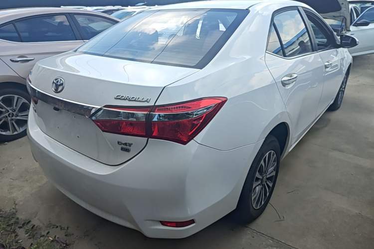 Used Toyota Corolla 2017 Revised Version 1.2T S-CVT GL Rear Right 45 Deg