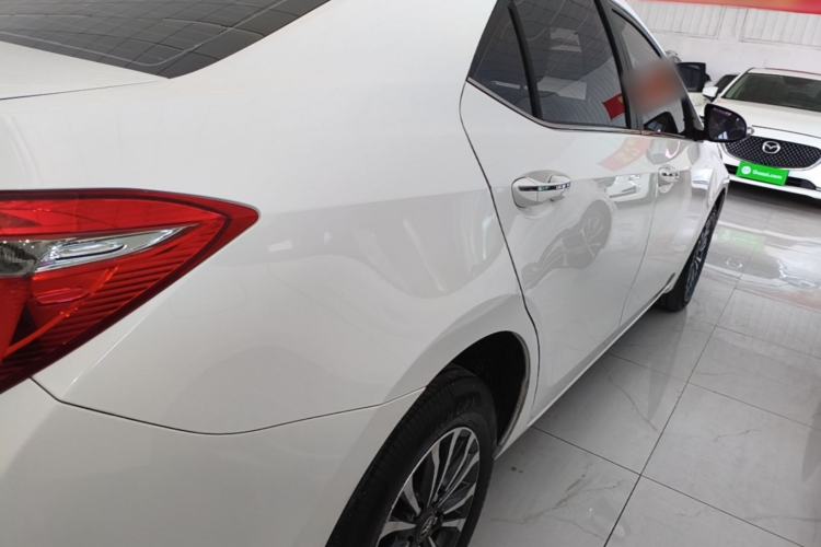 Used Toyota Corolla 2017 Revised Version 1.2T S-CVT GL Rear Right 45 Deg