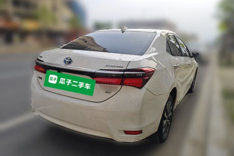 Used Toyota Corolla 2017 Revised Dual-Engine 1.8L E-CVT Leading Edition Rear Right 45 Deg