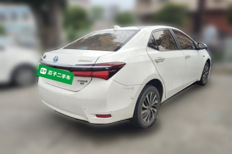 Used Toyota Corolla 2017 Revised Dual-Engine 1.8L E-CVT Leading Edition Rear Right 45 Deg