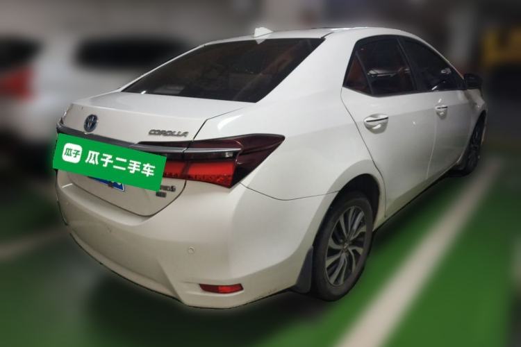 Used Toyota Corolla 2017 Revised Dual-Engine 1.8L E-CVT Leading Edition Rear Right 45 Deg