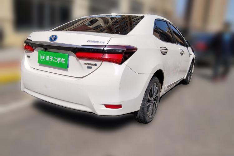 Used Toyota Corolla 2017 Revised Dual-Engine 1.8L E-CVT Leading Edition Rear Right 45 Deg
