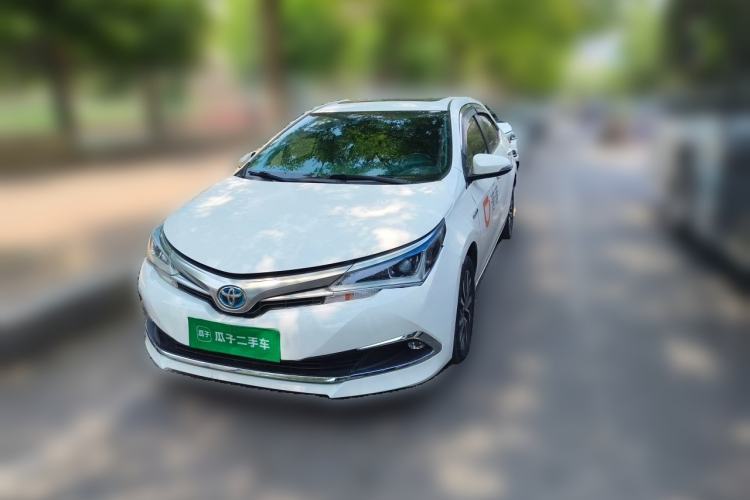 Used Toyota Corolla 2017 Revised Dual-Engine 1.8L E-CVT Leading Edition Guazi used car, China used car export, Used car for sale, Used  cars, Cheapest cars for sale