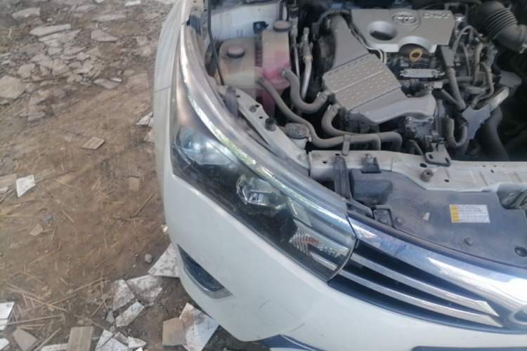 Used Toyota Corolla 2017 1.2T CVT GL-i Leather Edition Right Front Headlight