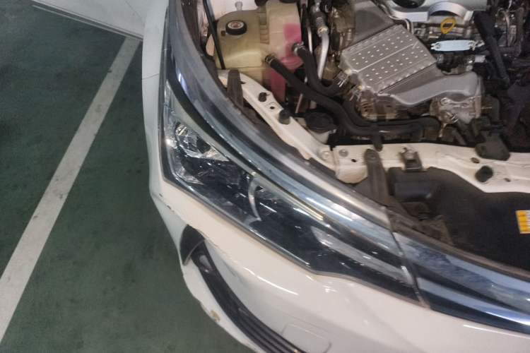 Used Toyota Corolla 2017 Revised Version 1.2T S-CVT GL-i Right Front Headlight