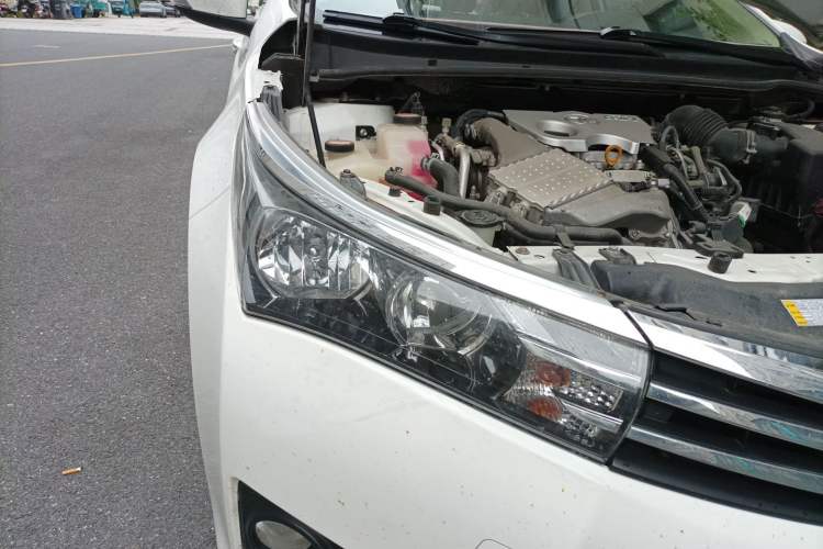 Used Toyota Corolla 2017 1.2T CVT GL Right Front Headlight