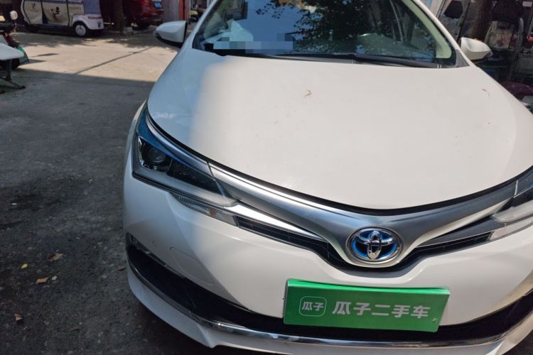 Used Toyota Corolla 2017 Revised Dual-Engine 1.8L E-CVT Elite Edition Right Front Headlight