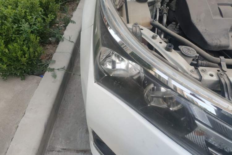 Used Toyota Corolla 2017 1.6L CVT GL Right Front Headlight