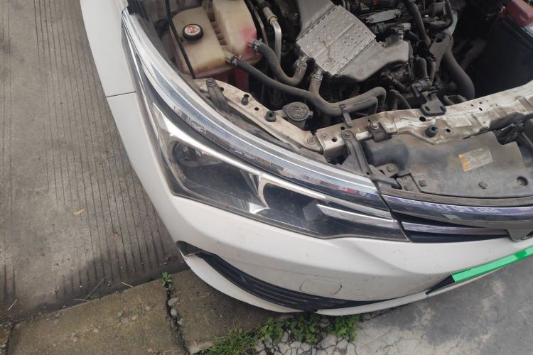 Used Toyota Corolla 2017 Revised Version 1.2T S-CVT GL-i Right Front Headlight