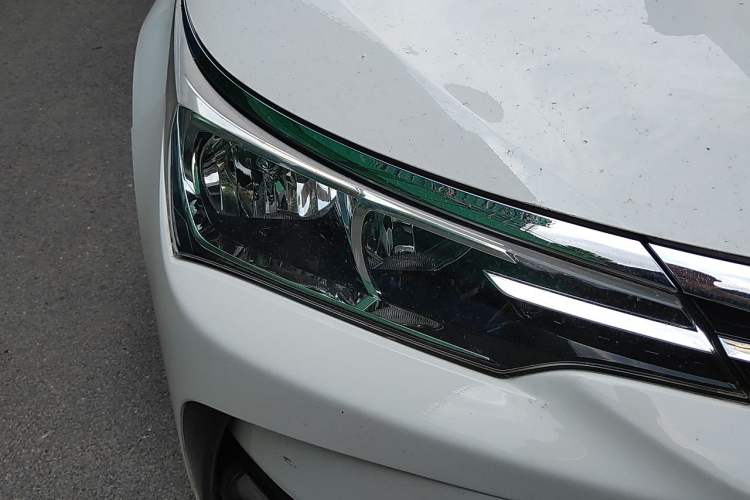 Used Toyota Corolla 2017 Revised Version 1.2T S-CVT GL-i Right Front Headlight