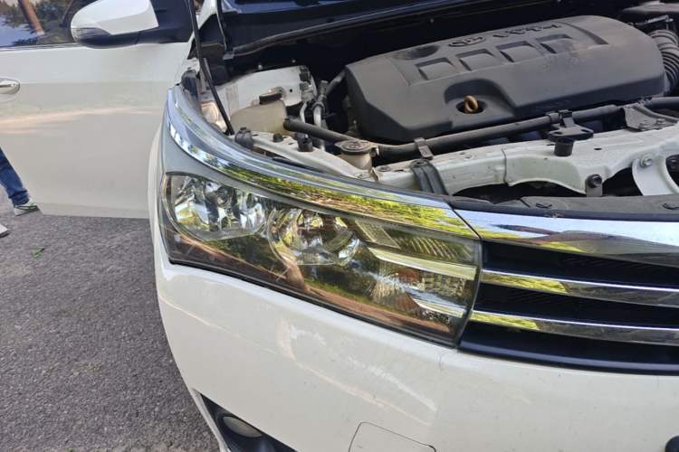 Used Toyota Corolla 2017 Revised Version 1.6L S-CVT GL Right Front Headlight