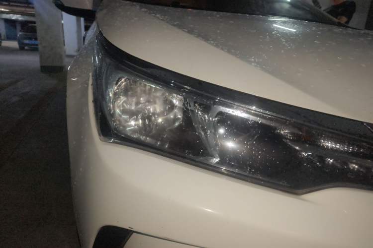 Used Toyota Corolla 2017 Revised Version 1.2T S-CVT GL-i Right Front Headlight