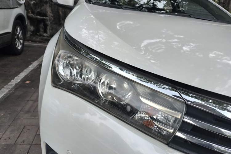 Used Toyota Corolla 2017 1.2T CVT GL-i Right Front Headlight