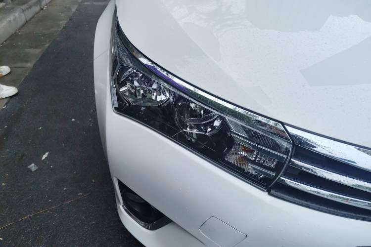 Used Toyota Corolla 2017 Revised Version 1.6L S-CVT GL Right Front Headlight