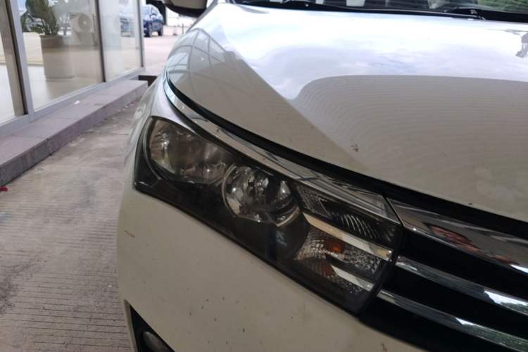 Used Toyota Corolla 2017 1.2T CVT GL Right Front Headlight