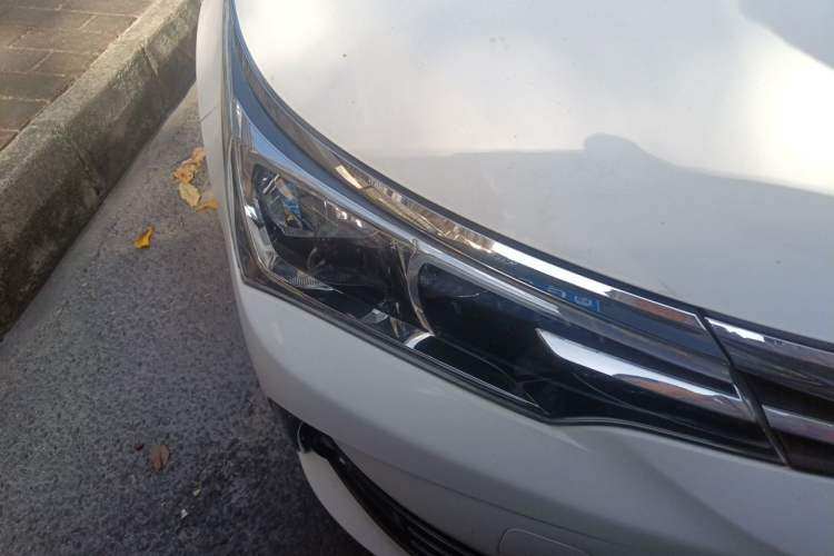 Used Toyota Corolla 2017 1.2T CVT GL Right Front Headlight