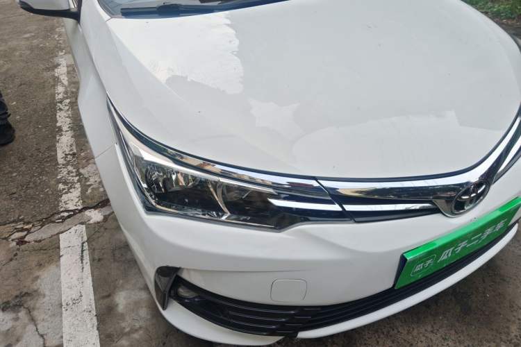 Used Toyota Corolla 2017 Revised Version 1.2T S-CVT GL Right Front Headlight