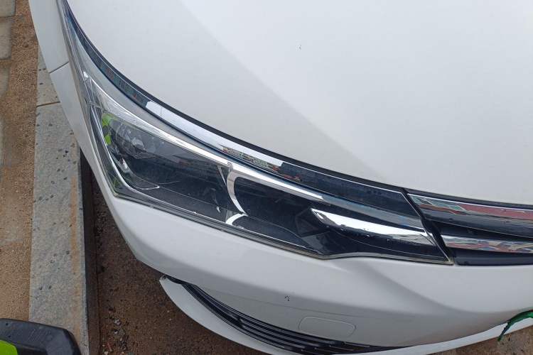 Used Toyota Corolla 2017 Revised Version 1.2T S-CVT GL Right Front Headlight
