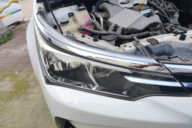 Used Toyota Corolla 2017 Revised Version 1.2T S-CVT GL Right Front Headlight