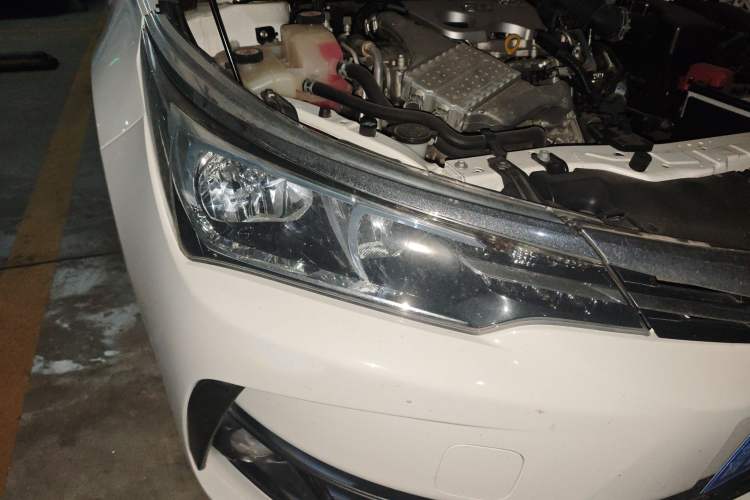 Used Toyota Corolla 2017 Revised Version 1.2T S-CVT GL Right Front Headlight