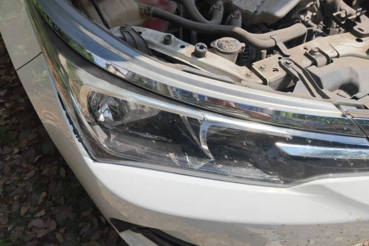 Used Toyota Corolla 2017 Revised Version 1.2T S-CVT GL-i Right Front Headlight