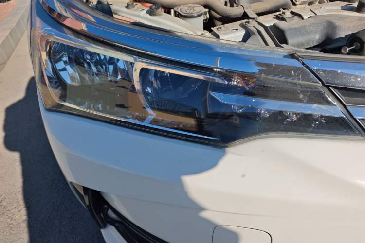 Used Toyota Corolla 2017 Revised Version 1.2T S-CVT GL Right Front Headlight