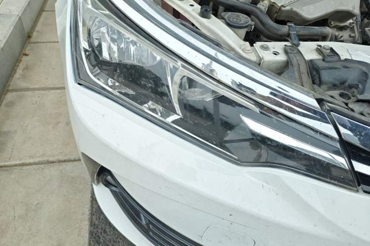 Used Toyota Corolla 2017 Revised Version 1.2T S-CVT GL-i Right Front Headlight