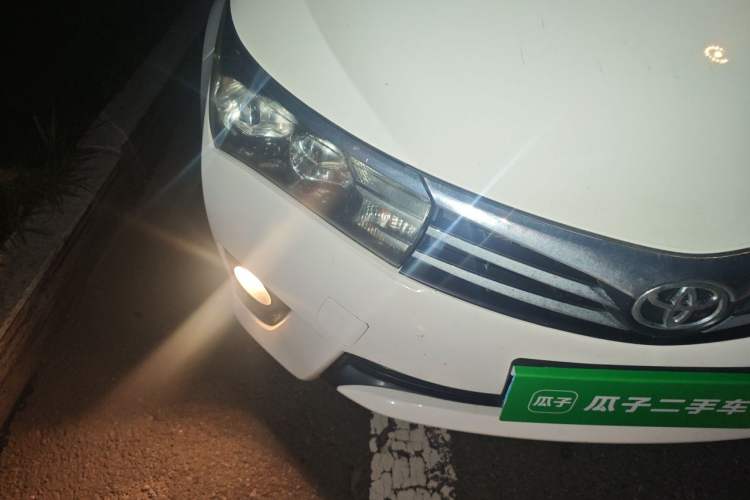Used Toyota Corolla 2017 1.6L CVT GL Right Front Headlight