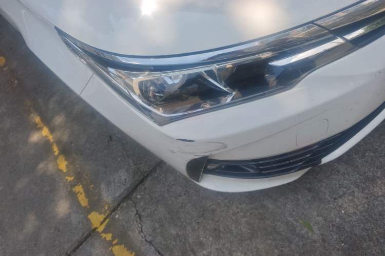 Used Toyota Corolla 2017 Revised Version 1.2T S-CVT GL Right Front Headlight