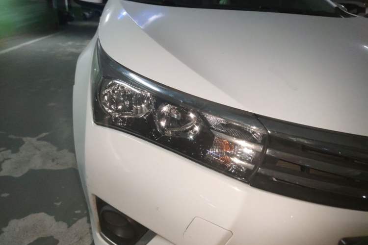 Used Toyota Corolla 2017 1.6L CVT GL Right Front Headlight