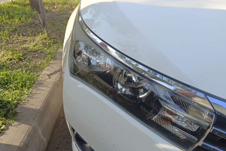 Used Toyota Corolla 2017 Revised Version 1.6L S-CVT GL Right Front Headlight