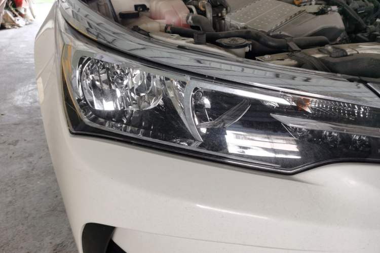 Used Toyota Corolla 2017 Revised Version 1.2T S-CVT GL Right Front Headlight