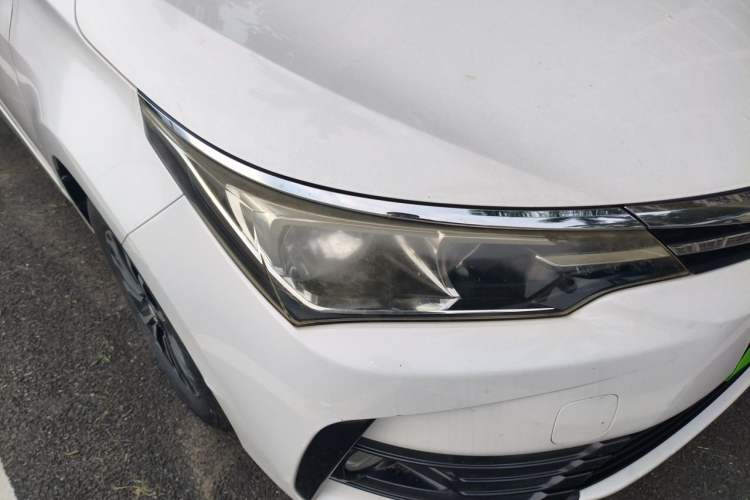 Used Toyota Corolla 2017 Revised Version 1.2T S-CVT GL Right Front Headlight