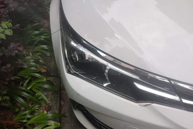 Used Toyota Corolla 2017 Revised Version 1.2T S-CVT GL-i Leather Edition Right Front Headlight