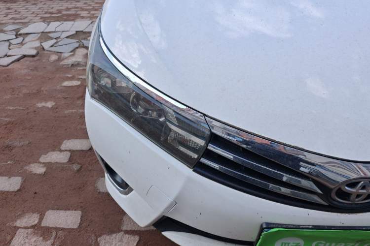 Used Toyota Corolla 2017 1.6L CVT GL Right Front Headlight